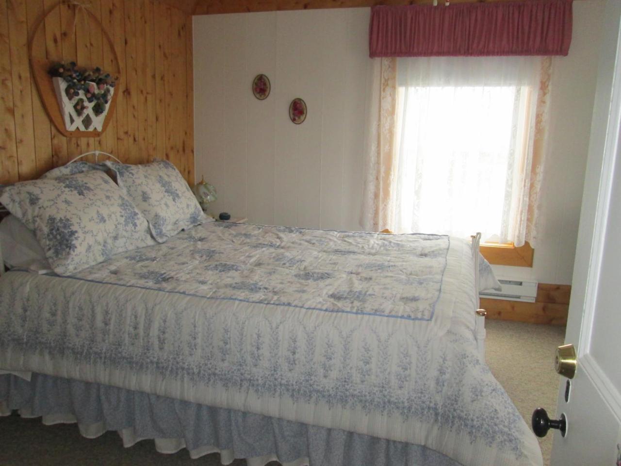 Gite Les Acres Tranquilles B&B Port-Daniel Exteriör bild